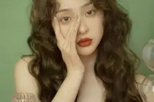 抖音百万网红小英带货翻车遭全网审判